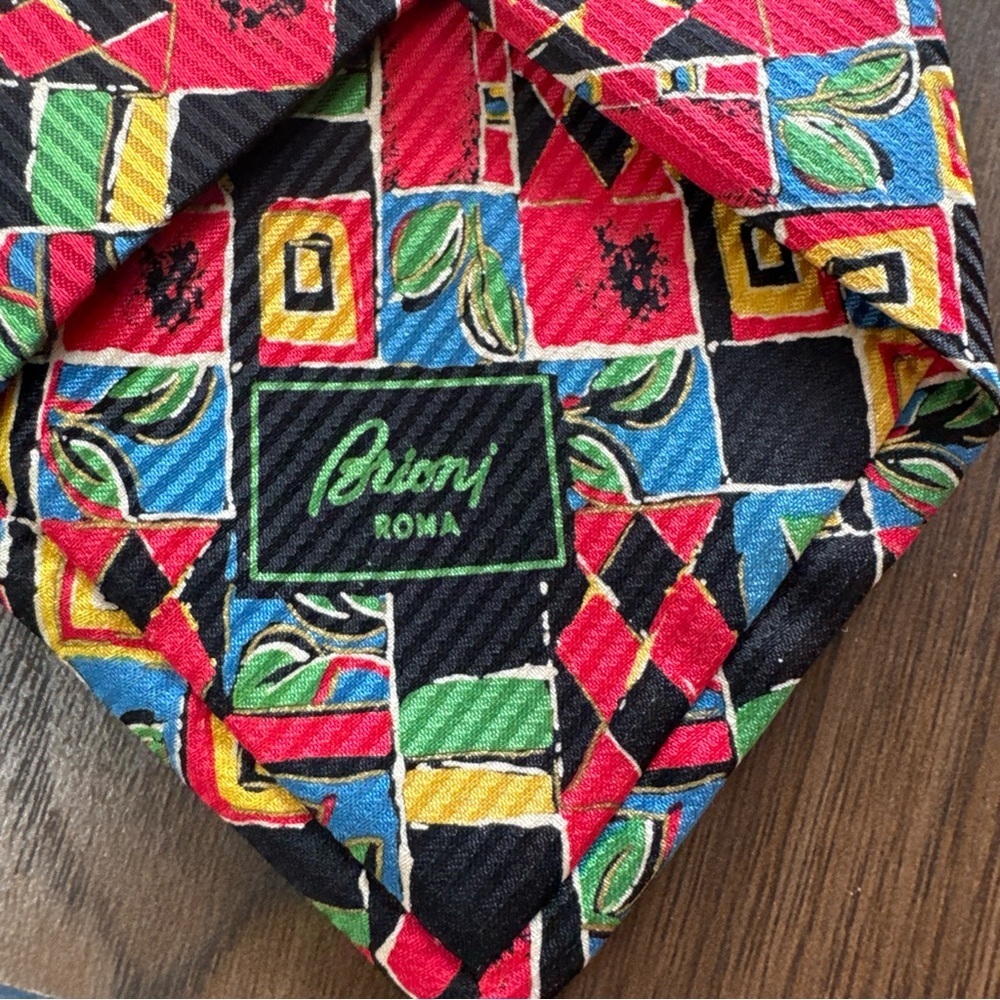Brioni Mens Red/Green & Yellow Silk Patterned Tie Hand Made In Italy EUC - Picture 3 of 6